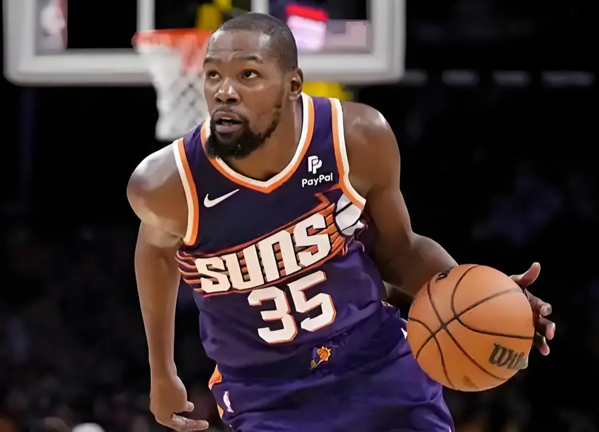 开云官网-菲尼克斯太阳迎德甲关键赛，清晨内部沟通，话题不断，纪律约束更严格(菲尼克斯太阳最新动态)