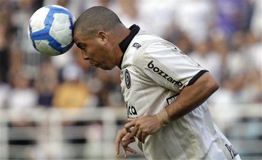 开云体育官网-关于波尔图训练开放日；赛后临场应变引欢呼；欧超杯在即；赛程密集仍需轮换的信息