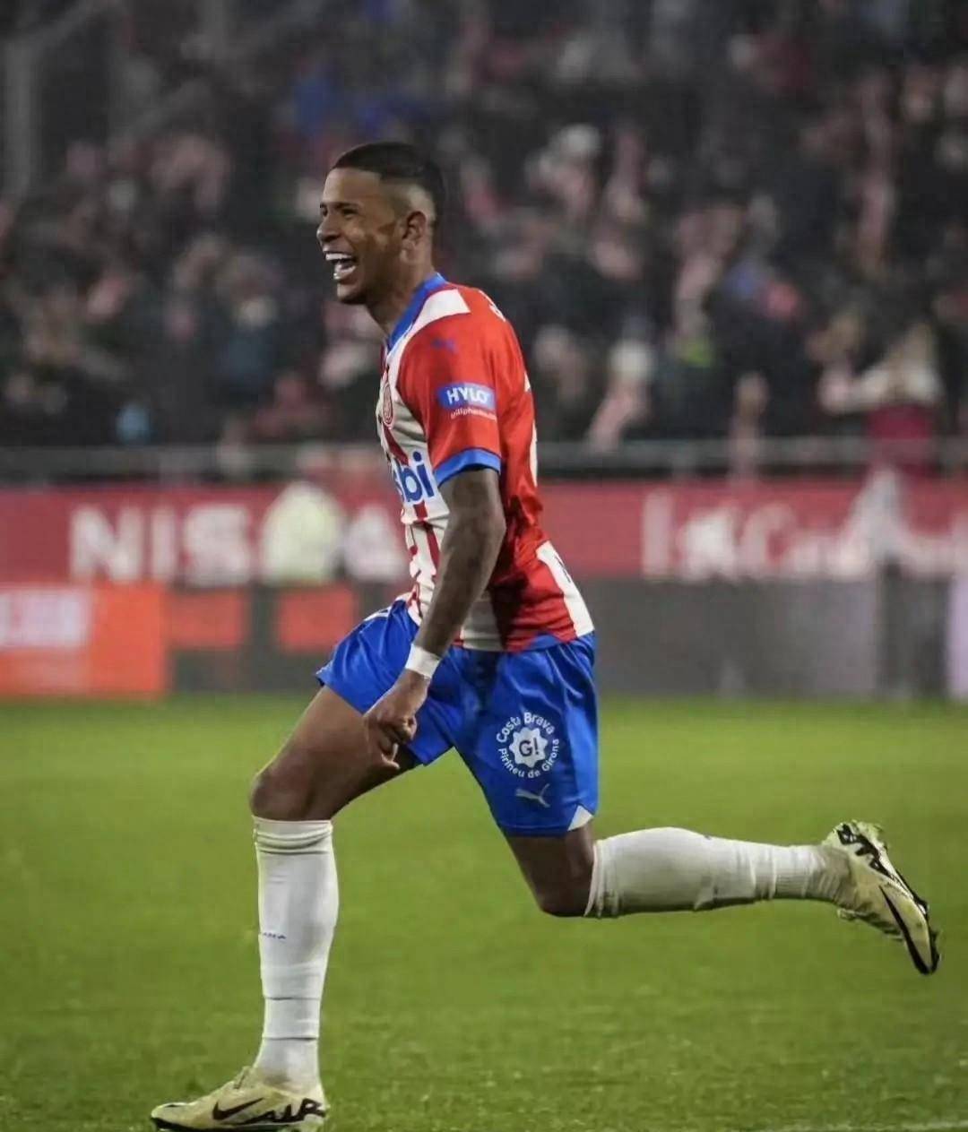 开云体育官网-包含今夜埃因霍温备战葡超巴塞罗那队长鼓劲备战社区盾,这一次真的斯图加特围绕西甲单刀错失的词条