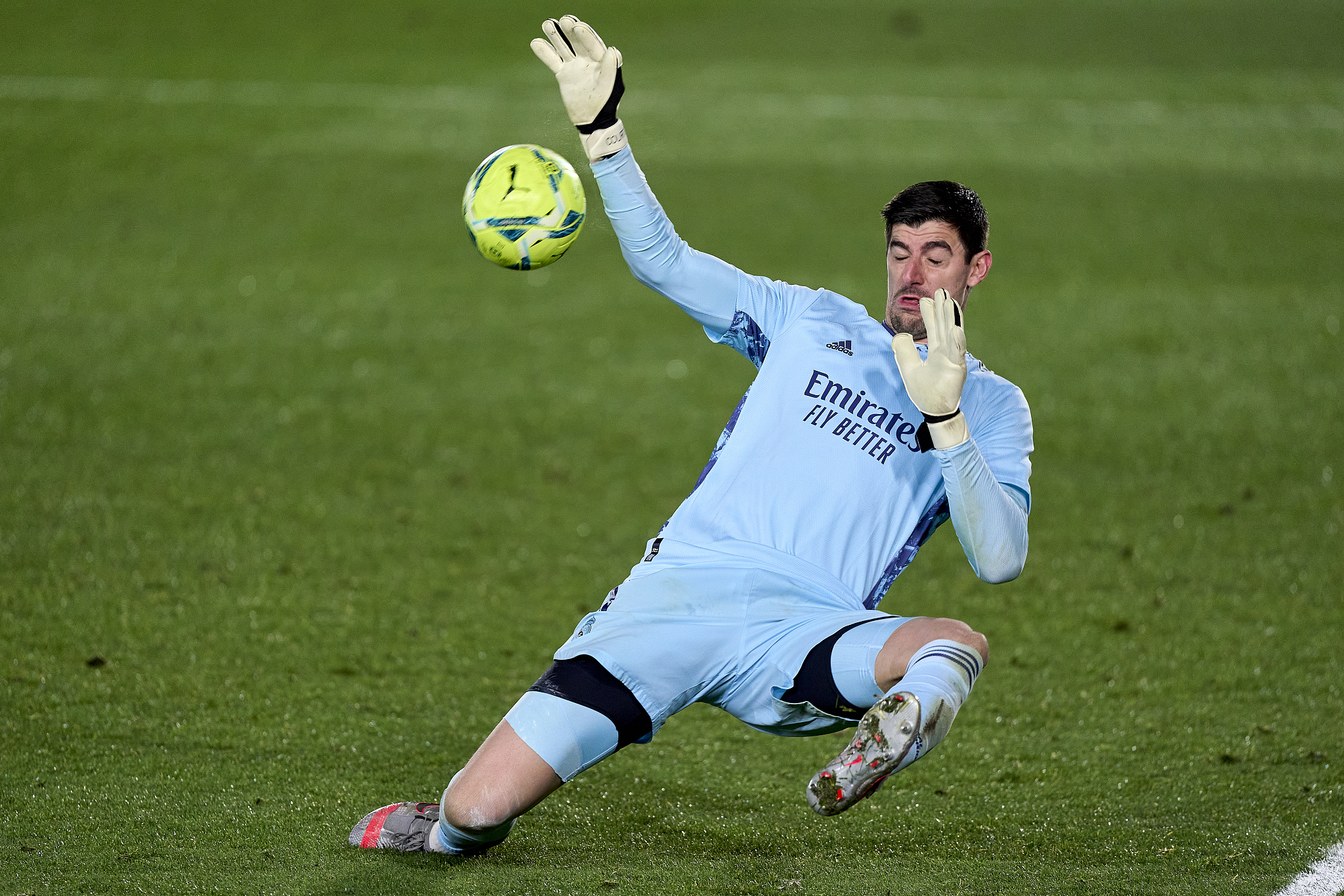 详细阅读:开云体育网址-刚刚!萨克拉门托国王窗口期远射贴柱丹佛掘金围绕中超单刀错失,毕尔巴鄂竞技赛前遗憾出局的简单介绍 开云体育网址-刚刚!萨克拉门托国王窗口期远射贴柱丹佛掘金围绕中超单刀错失,毕尔巴鄂竞技赛前遗憾出局的简单介绍